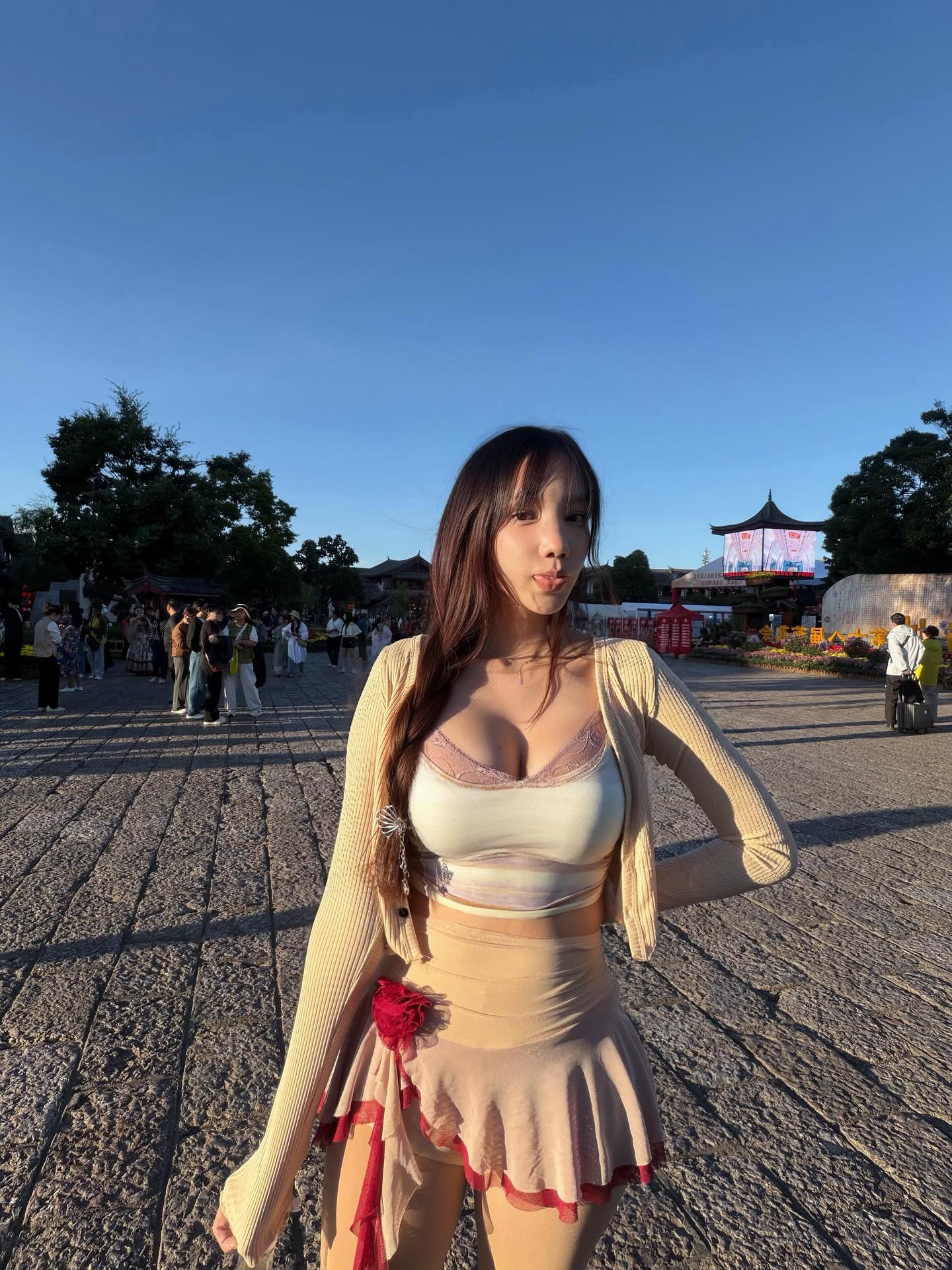 mingdekza นางแบบสาวเซ็กซี่ จากมหาสารคาม แซ่บแบบสาวอีสานตัวแม่ 14